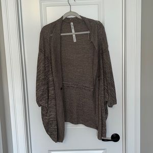 LULULEMON Light brown wrap sweater! Size XS/S